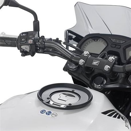 GIVI BF30 montážní sada (podkova) k uchycení tankvaku Honda CB 500 F 2019 - 